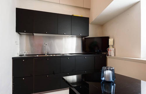 Vittorio Emanuele Apartment | Via del Parco Margherita 24