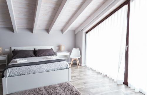 Castelnovate Bed & Breakfast | Via Mazzini B & B (MXP)