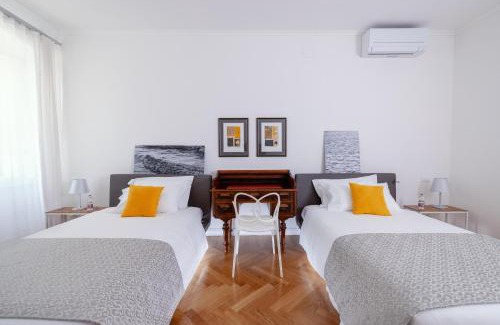 Trieste Old Town House | ViandanteHome, Luxury Rooms