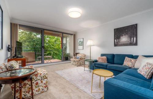 Griffith Apartment | Vibrant 2BR Apt 3 mins to Manuka Terrace - Hosted by CanStay