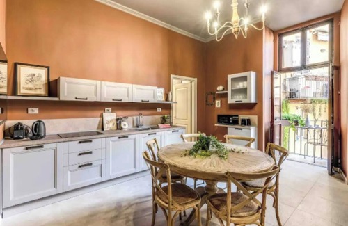 Repubblica Apartment | Vibrant 3-Bedroom Home Overlooking Piazza del Popolo