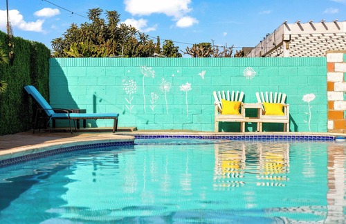 City of Industry House | Vibrant 5BR/2BA Ranch Home w/Pool l King Bed 2000 Sqft -Disneyland!