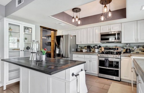 Dobson Ranch House | Vibrant Mesa Abode with Pool