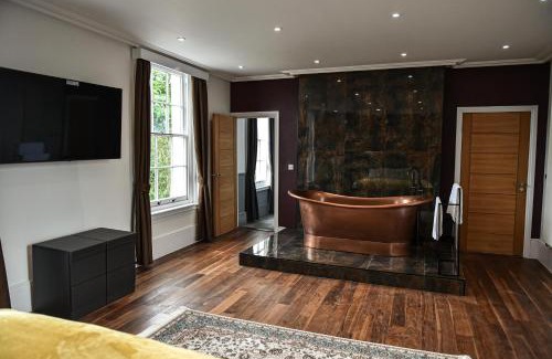 Leamington Spa Apartment | Victoria Colonnade Aparthotel