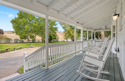 Paso Robles House | Victorian Manor In Wine Country Paso Robles