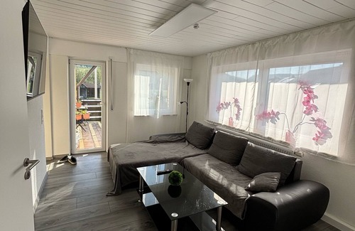 Bad Ueberkingen Apartment | Vidi Apartmens: By the stream