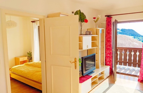 Fie allo Sciliar Apartment | Vidora Apartments with balcony - Dolomites View - Alpe di Siusi - Völs