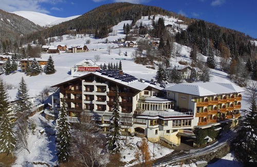 Bad Kleinkirchheim House | Vierbettzimmer "lebensfreude" 32 m² - Wohlfühl & Genusshotel Felsenhof