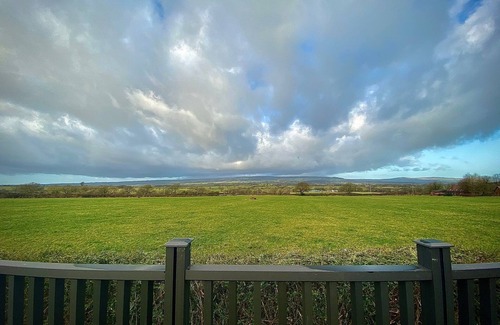 Blackburn Cottage | VIEW@LANGHO, pet friendly, with a garden in Langho, Lancashire