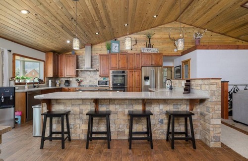 Anaconda House | Views for Miles; Ski Disco