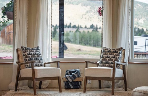 Anaconda House | Views for Miles; Ski Disco