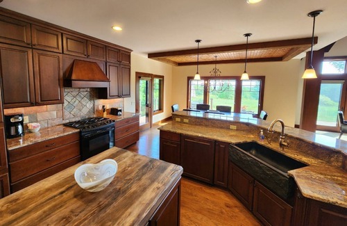 Birchwood Farms House | Views of Lake Michigan-sleeps 6-Birchwood Farms Golf & CC!