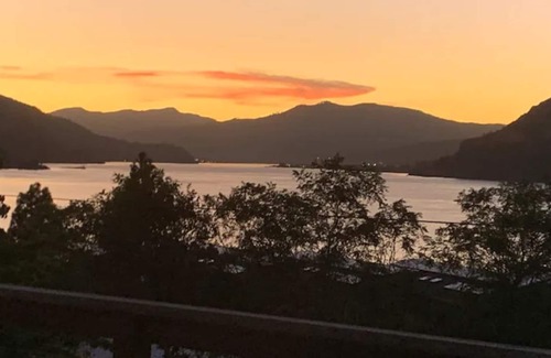 Mosier House | Views & Proximity at Mosier Mainstay