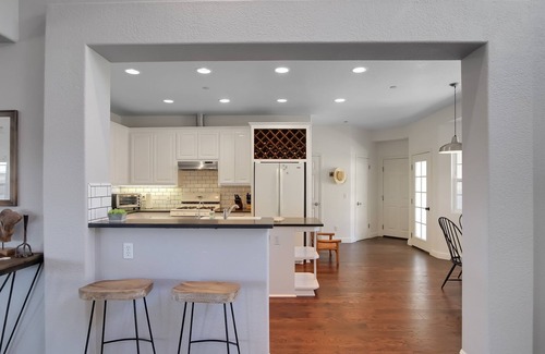 Lompoc House | Views, views, views!