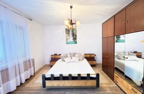 Strmosten House | Vikend Kuća Živković