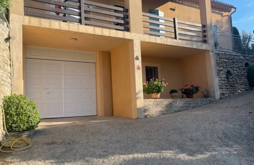 Saint-Martin-de-la-Brasque House | VILLA PEYRONEL AT THE FOOT OF THE LUBERON