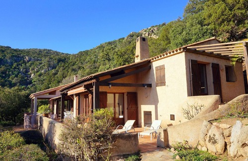 Hameau de Palombaggia Villa | Villa 106 Palombaggia, family holiday with pool and sea view.