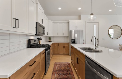 Bloomington House | Villa #29 at Bloomington Country Club: Pool, Golf, Restaurant