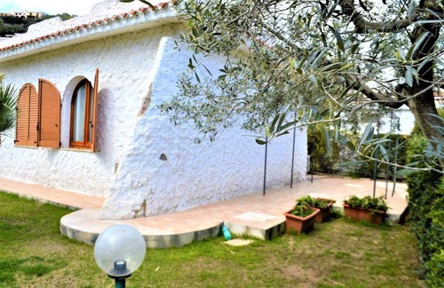 Costa Rei Apartment | Villa 3 rooms with a/c 100 meters from the sea