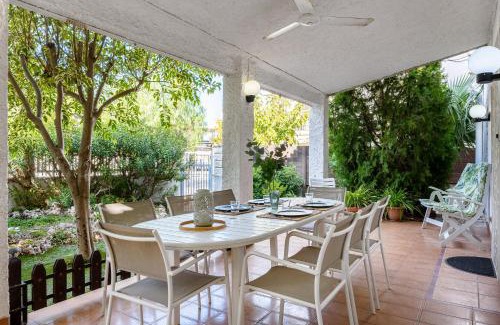 Vilafortuny Villa | Villa 30 m from the beach Cambrils