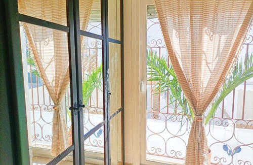 Bolonia Ski Chalet | Villa 5 minutes from the beach
