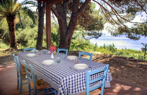 Mola Villa | VILLA 50 meters from sea, private garden, parking, air conditioning, 5G internet