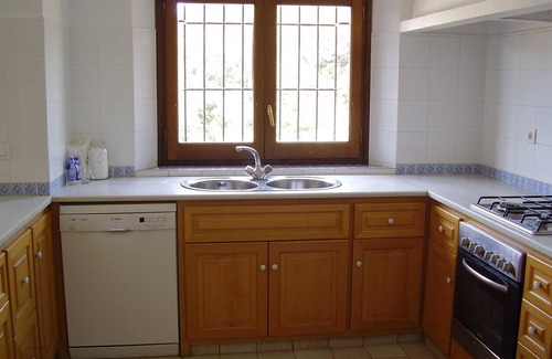 Regencos Villa | Villa 6 km from the beach surrounded by nature