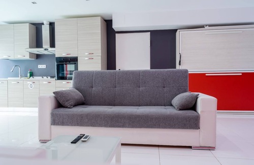 Castelldefels Villa | Villa a 3 min de la Playa Para 10 Personas