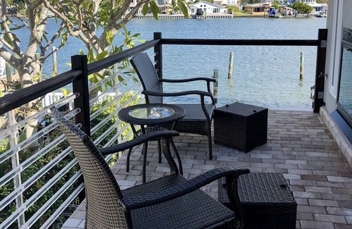 Indian Rocks Beach Villa | ☀️Villa Al Golfo Tre Stunning Pristine Waterfront Oasis