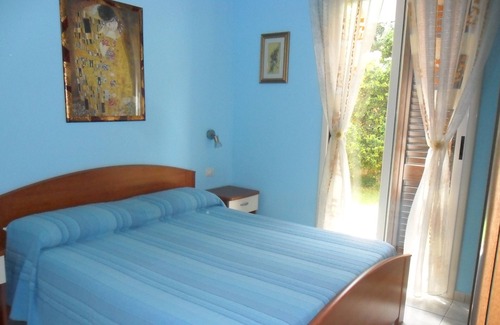 Torre Specchia Ruggeri House | Villa al mare + giardino