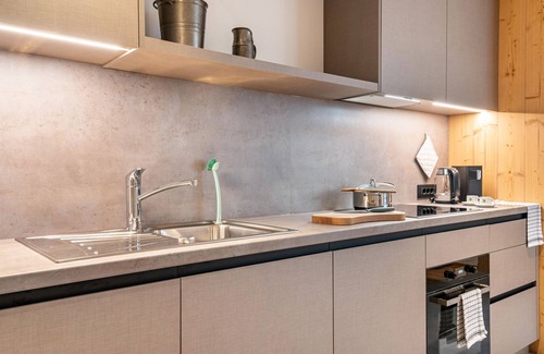 San Pietro Apartment | Villa Anna Apartment Raschötz with Mountain View, Shared Garden and Wi-Fi