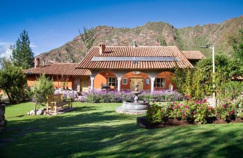 Urubamba Villa | VILLA APU CHICON (Apu Wasi & Inti Wasi)