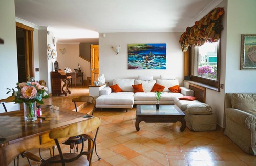 Lavinio Lido di Enea House | Villa Attoni Di Canossa