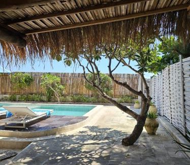 Gili Meno Villa | Villa Aurora: 4 BR, Front Beach