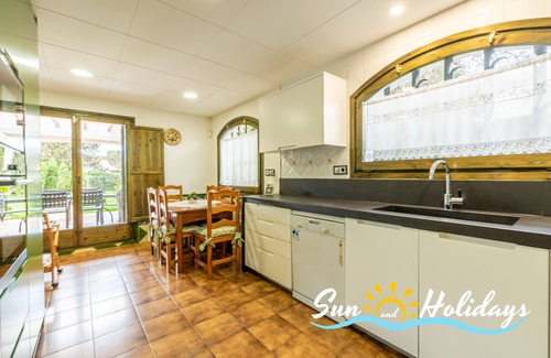 Torredembarra Villa | Villa Aurora Para 10 Personas con Piscina Privada