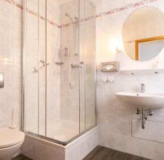 Seebad Bansin Hotel | Villa Auszeit Hotel Garni