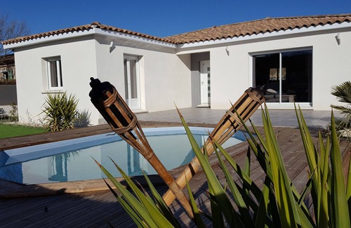 Rousson Villa | Villa Avec Piscine Alés en Cévennes