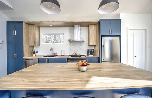 Pont-Rouge Ski Chalet | Villa Azur, spa, sauna, piscine, sentiern