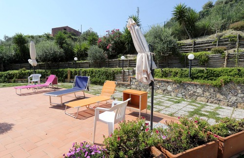 Castelmola House | Villa Belmonte - Petralia House