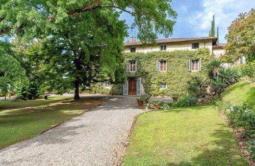 Capannori Villa | Villa Bernardini In Lucca, Tuscany