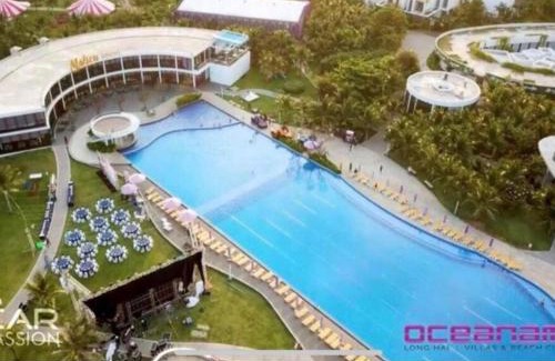 Long Hai Villa | Villa biển Oceanami B805 - Ô tô đậu trước cửa nhà