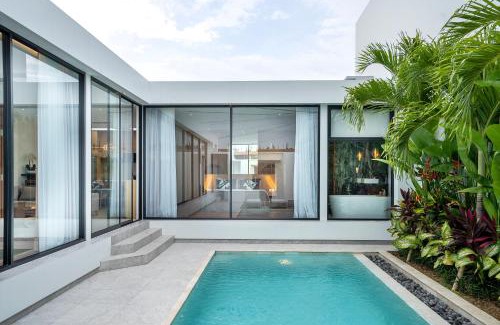 Munggu Villa | Villa Blue Lagoon (in the Heart of Canggu).