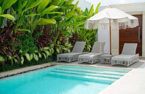 Munggu Villa | Villa Blue Lagoon (in the Heart of Canggu).