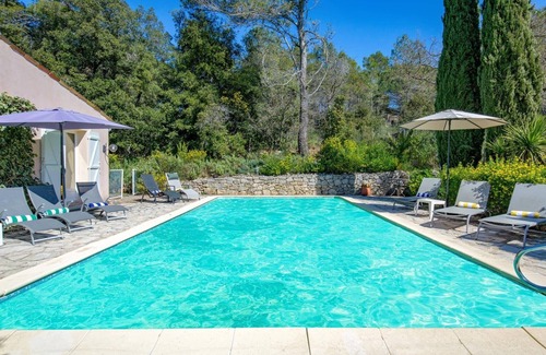 Bagnols-en-Foret Villa | Villa Bois Tranquille by Villa Plus