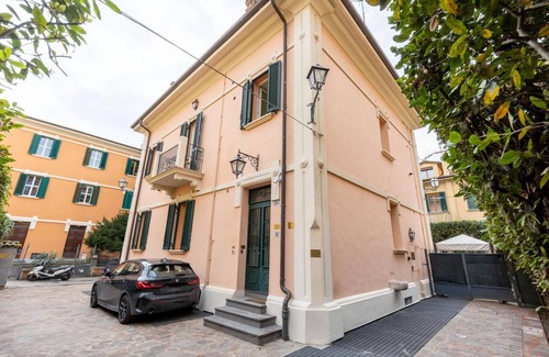 Saragozza-Porto Apartment | Villa Bottrigari Terrace Spa Bath Apartment