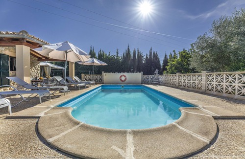 Lloseta Villa | Villa "Can Antich" with Mountain View, Pool, Wi-Fi, Garden & Terrace