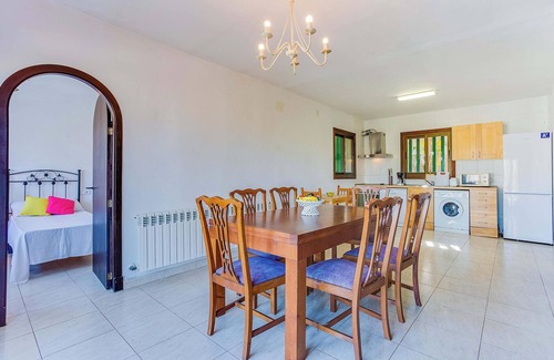Portocolom Villa | Villa Can Sard with Pool, Wi-Fi, Garden & Terrace