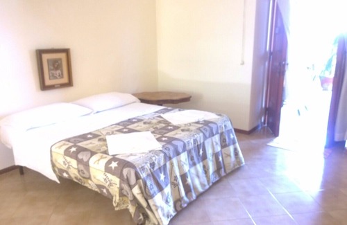 Seiano Bed & Breakfast | Villa Capri B & B and Tours - Quadruple Room