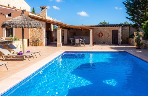 Felanitx Villa | Villa "Cas Cuni" with Pool, Terrace & Wi-Fi