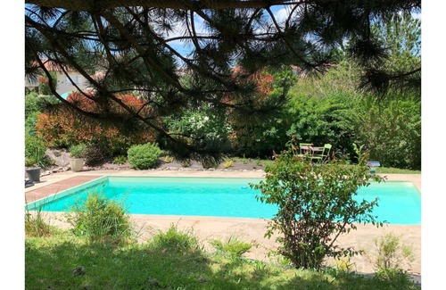 Aurillac House | Villa Classée 4 Étoiles Pour 8 Personnes Avec Piscine